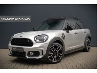 MINI Countryman 1.5 Cooper S E ALL4 | JCW | Panoramadak | Stoelverwarming | Harman Kardon | Head-Up 
