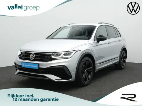 Volkswagen Tiguan 1.4 TSI eHybrid 245 pk R-Line Business | Trekhaak | IQ Light | Stuur-/stoelverwarm
