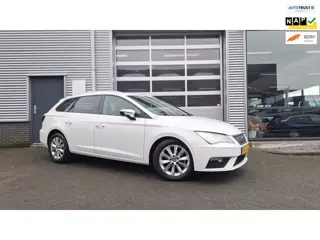 Seat Leon ST 1.0 EcoTSI Style Business Intense/Navigatie/Pdc V/A/Lm Velgen/50 Dkm