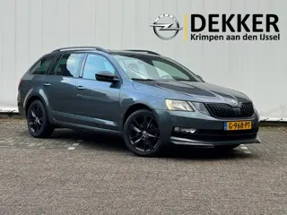Škoda Octavia Combi 1.0 TSI Greentech Sport Business met Navigatie, Trekhaak, Zwarte hemel, Zwarte A