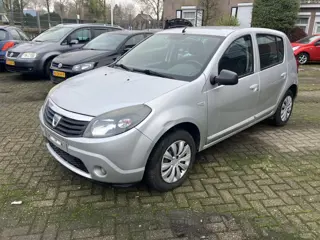 Dacia Sandero black line 1.2 16V 75 Betreft Duitse auto