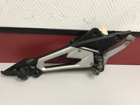 RECHTER SCHETSPLAAT Kawasaki Z 800 2013 - 2014