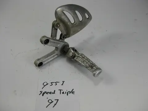 LINKER SCHETSPLAAT Triumph Speed Triple 955 1997 - 1999