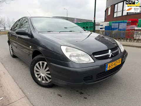 Citroen C5 1.8-16V Ligne Séduction BJ 2002 APK/ STUURBEK/ ZEER NETJES !!!