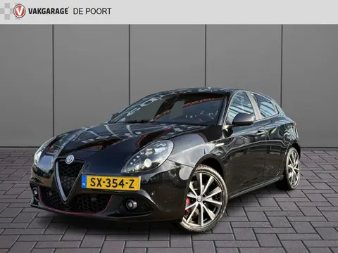 Alfa Romeo Giulietta 1.4 Turbo MultiAir Super | NL-auto | Pano | Leder | Navi | Cruise