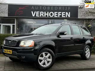 Volvo XC90 3.2 Momentum 5p. - AUTOMAAT - CRUISE / CLIMATE CONTR - YOUNGTIMER - SNEEUWKETTING !