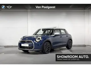 MINI 5-Deurs 2.0 Cooper S Favoured XL | Panoramadak | Head-Up Display | Stoelverwarming