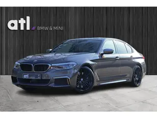 BMW 5-serie M550i xDrive High Executive Vol | HUD | Schuifdak | B&W | Soft Close | Massage | Driv as