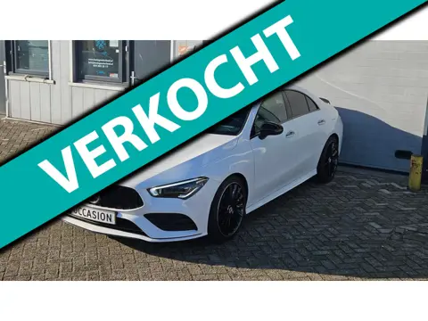 Mercedes-Benz CLA-klasse 200 AMG | Orig. NL | Pano | Memory | Keyless | Multibeam | Camera