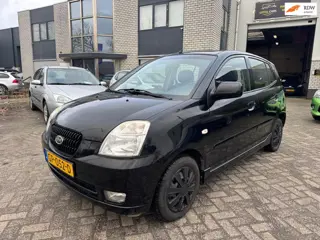 Kia Picanto 1.1 Airco Verbruikt Olie!