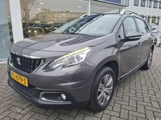 Peugeot 2008 1.2 PureTech panoramadak / navigatie / app