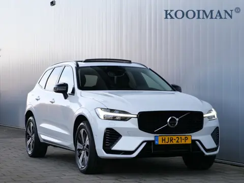 Volvo XC60 2.0 T6 Plug-in hybrid AWD Plus Dark 350 Pk Automaat Navi / DAB / Leer / Apple Carplay / P