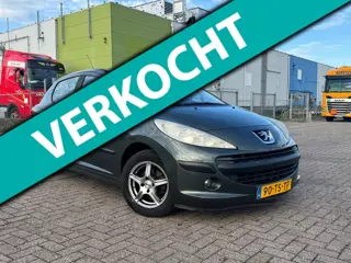 Peugeot 207 1.4-16V XT airco 5drs pano goed onderhouden