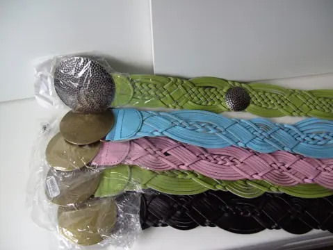 CEINTUURS, DAMES RIEM DIVERSE KLEUREN 3 STUKS NIEUW