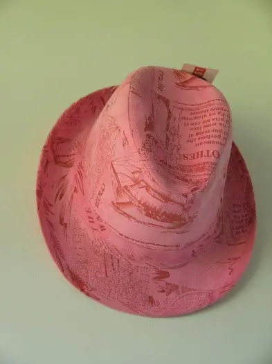 HOED (Gleufhoed) FUCHSIA 2 STUKS VAN STOER / FEEST / PARTY