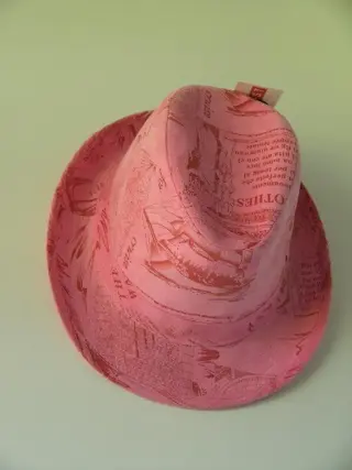 HOED (Gleufhoed) FUCHSIA 2 STUKS VAN STOER / FEEST / PARTY