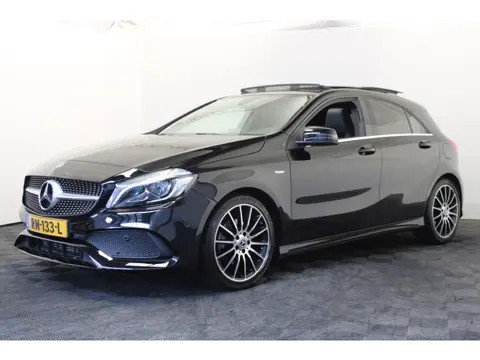 Mercedes-Benz A-Klasse 160 |Pano|Camera|Navi| *Pasen Geopend!*