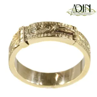 Oude gouden trouw en verlovingsringen