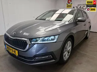 Skoda Octavia Combi 1.4 TSI iV PHEV Sportline Business 12 MAANDEN BOVAG GARANTIE !!!