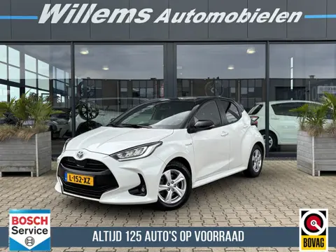 Toyota Yaris 1.5 Hybrid Launch Edition Bi-Tone Camera, Adaptive Cruise & Stoelverwarming