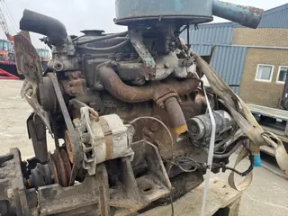 Isuzu Motor 2.4 liter