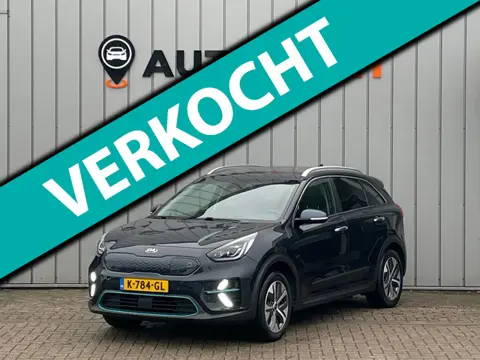 Kia E-Niro ExecutiveLine 64 kWh FASE 3 SOH100% WARMTEPOMP|TREKHAAK|STOEL+STUURVRM|MEMORY.SEATS|LANE.