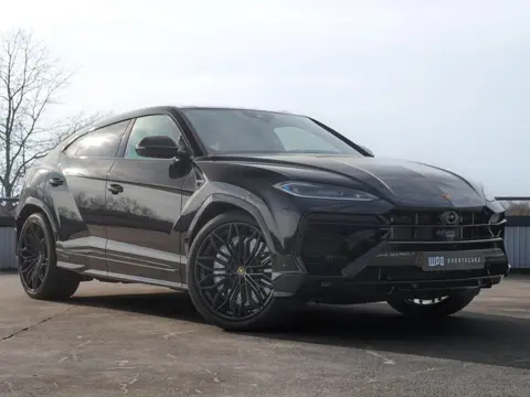 Lamborghini URUS 4.0 V8 Hybrid SE