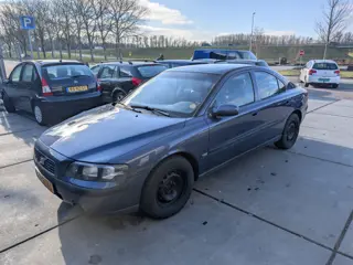 Volvo S60 2.4 Edition - Geen APK - Rijdt Goed