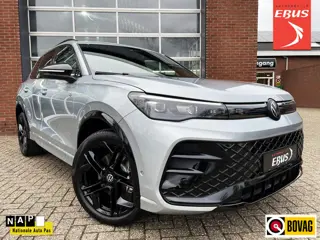 Volkswagen Tiguan 1.5 eHybrid R-Line Edition HUD / Pano / Winterpakket