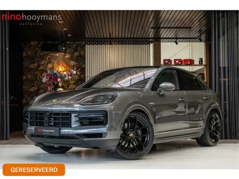 Porsche Cayenne Coupé 3.0 E-Hybrid | Massage | Innodrive | trekhaak | 360 | PASM | Matrix | Bose