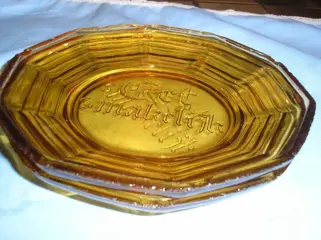 Gebaksbordjes - oud - 2 stuks - kleur: bruin