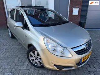 Opel Corsa 1.4-16V Enjoy / Pano / Airco / Cruise / AUT / NAP