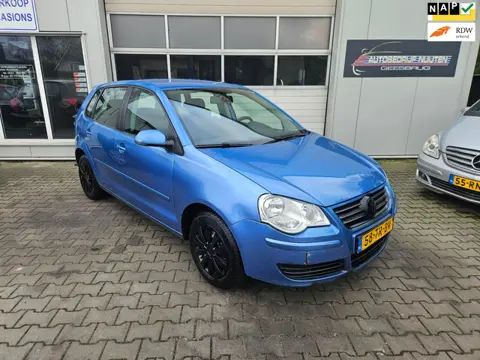 Volkswagen Polo 1.2 Optive 5-DEURS.. AIRCO