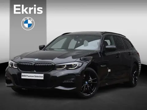 BMW 3-serie Touring 330e xDrive | M Sportpakket | Panodak | Head-Up | Adaptive Cruise Control | Hi-F
