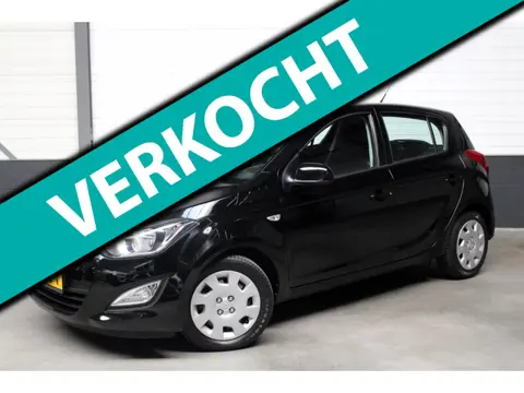 Hyundai I20 1.2i First Edition l Airco l PDC l Elek Pak