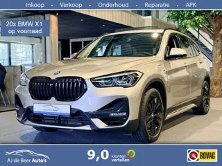 BMW X1 xDrive25e Executive Sportline | Panorama | Trekhaak | Carplay | Stoelverwarming