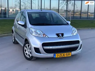 Peugeot 107 1.0-12V Urban Move