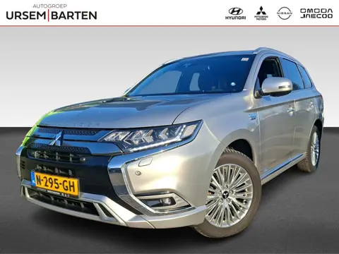 Mitsubishi Outlander 2.4 PHEV S-Edition | Leder | elektrische achterklep | schuifdak | adaptive crui