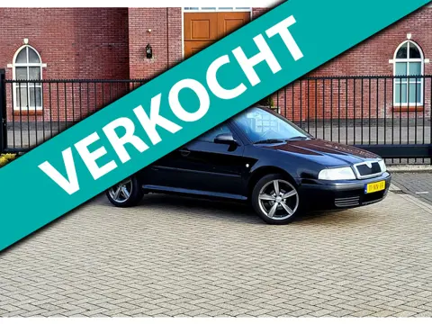 Skoda Octavia Combi 1.6 Rider / Airco / Cruise Control / Nap / Trekhaak