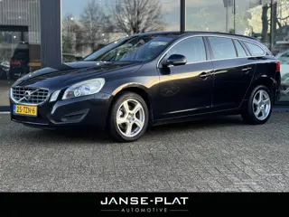 Volvo V60 1.6 T3 Momentum Trekhaak (bj 2012)
