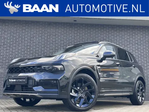 Lynk & Co 01 1.5 Black Edition | Black Edition | Panoramadak | 360 Camera |  Adaptive Cruise | Virtu