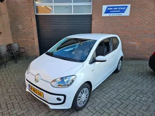 Volkswagen Up! 1.0 move up! 2013 - Carplay / Android