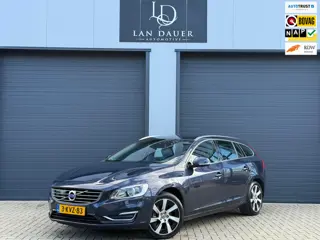 Volvo V60 2.4 D6 AWD Plug-In Hybrid / DEALER ONDERHOUDEN /