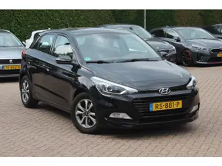 Hyundai i20 1.0 T-GDI Comfort / Trekhaak / Camera / Navigatie / Parkeerhulp achter / Cruise Control 
