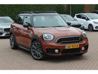 MINI Countryman 2.0 Cooper S E ALL4 Chili / Panoramadak / Camera / Head-up / Leder / Keyless / 19'' 
