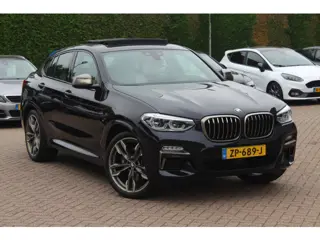 BMW X4 M40i High Executive / Trekhaak / Panoramadak / Camera / Head-up / Luxe Leder / 21'' / Harman 