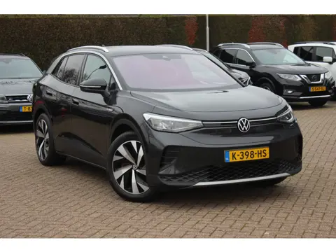 Volkswagen ID.4 First 77 kWh / SoH 88,6% / Camera / Apple CarPlay / DAB / 20'' / LED / Alcantara / S