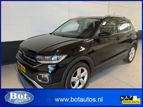 Volkswagen T-Cross 1.0 TSI Style / 1E EIGENAAR / APPLE CAR PLAY / STOELVERWARMING / CLIMATE / CRUISE
