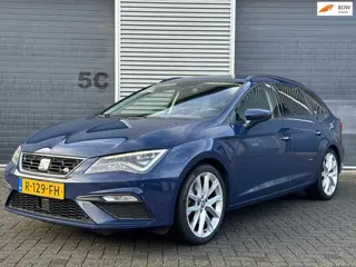 Seat Leon ST 2.0 TDI FR DSG PANO/LED/CARPLAY/CAMERA