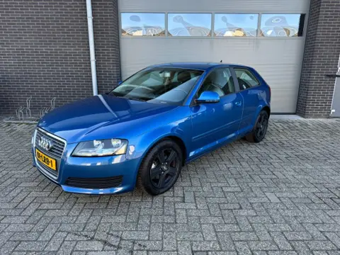 AUDI A3 1.4 TFSI ATTRACTION PROLINE BUSINESS
